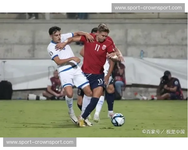 钢铁意志与战术美学的碰撞：斯蒂文尼奇vs牛津联，一场关于底蕴与野心的绿茵博弈